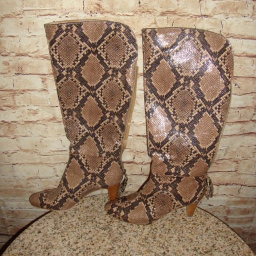 New Bandolino Python Snakeskin Boots sz 7